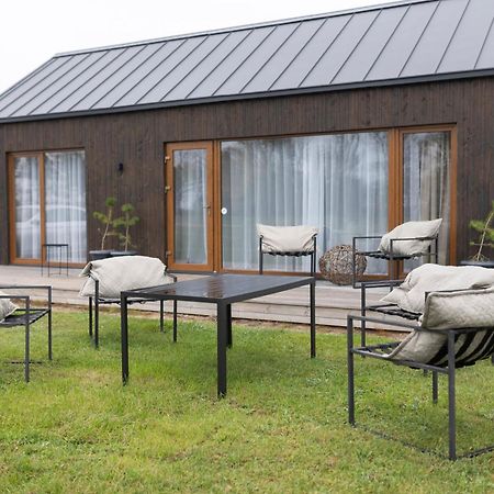 Viesuli Village Villas Saraiķi 外观 照片